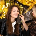 SERWETKI ZEGARY HAPPY NEW YEAR CZARNE 10szt