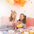 PUDEŁKA NA CHIPSY KOTKI KOLOROWE 3szt
