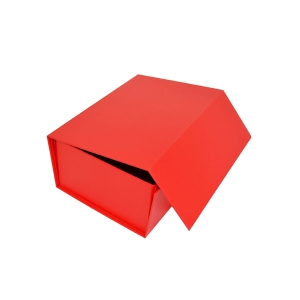 PUDEŁKO PREZENTOWE MAGNES CZERWONE 19x13x7cm