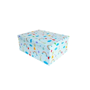 PUDEŁKO PREZENTOWE TĘCZA CHMURKI BŁĘKITNE 19x13x7,5cm