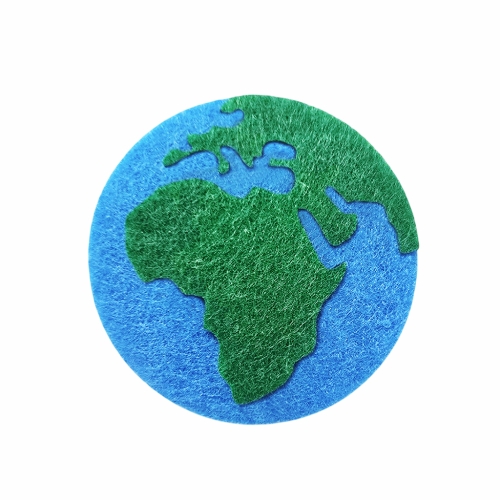 EMBLEMAT PLANETA ZIEMIA FILCOWY NIEBIESKO-ZIELONY 6cm